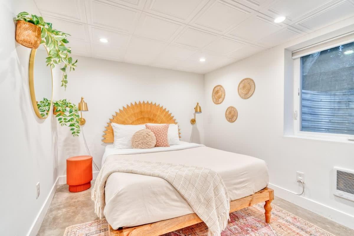 Apartment Collection - Budget-friendly Basement Hideaway - 91 Walkscore Portland